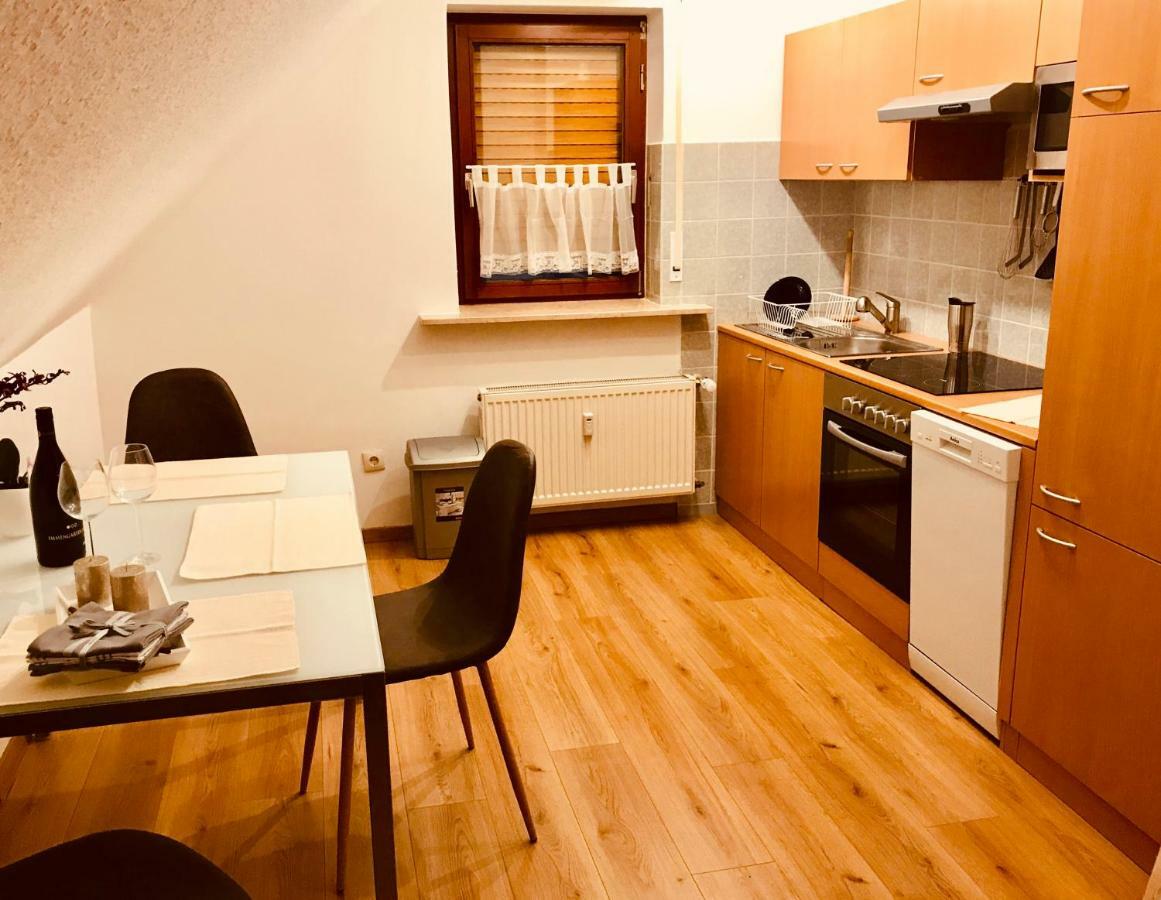 Grosses 1-Zimmer Wohlfuhl-Appartement Rednitzhembach Exteriér fotografie